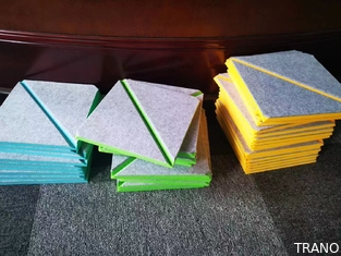 B reciclou ao nível o som material que obstrui a parede 3D acústica almofada semi sulcadas