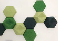 O poliéster 3D do hexágono decorativo soa - os painéis de parede absorventes
